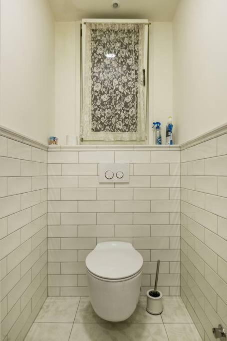 Main Street Apartment Budapest Luaran gambar